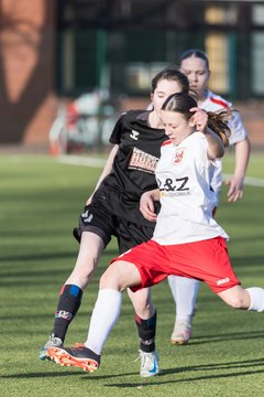 Bild 223 - wBJ SV Wahlstedt - SV Henstedt Ulzburg : Ergebnis: 0:1